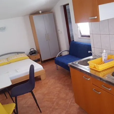 Studio Fuer 3 Personen Ca 35 Qm In Privlaka, Dalmatien Norddalmatien Apartment Privlaka (Zadar)