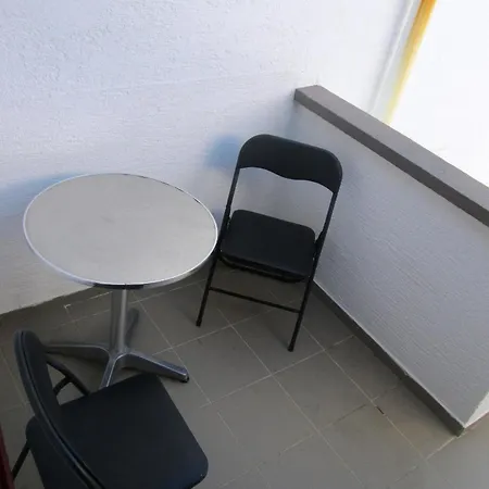 Studio Fuer 3 Personen Ca 35 Qm In Privlaka, Dalmatien Norddalmatien Apartment